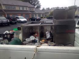 Best Construction Debris Removal  in Vicksburg, MI